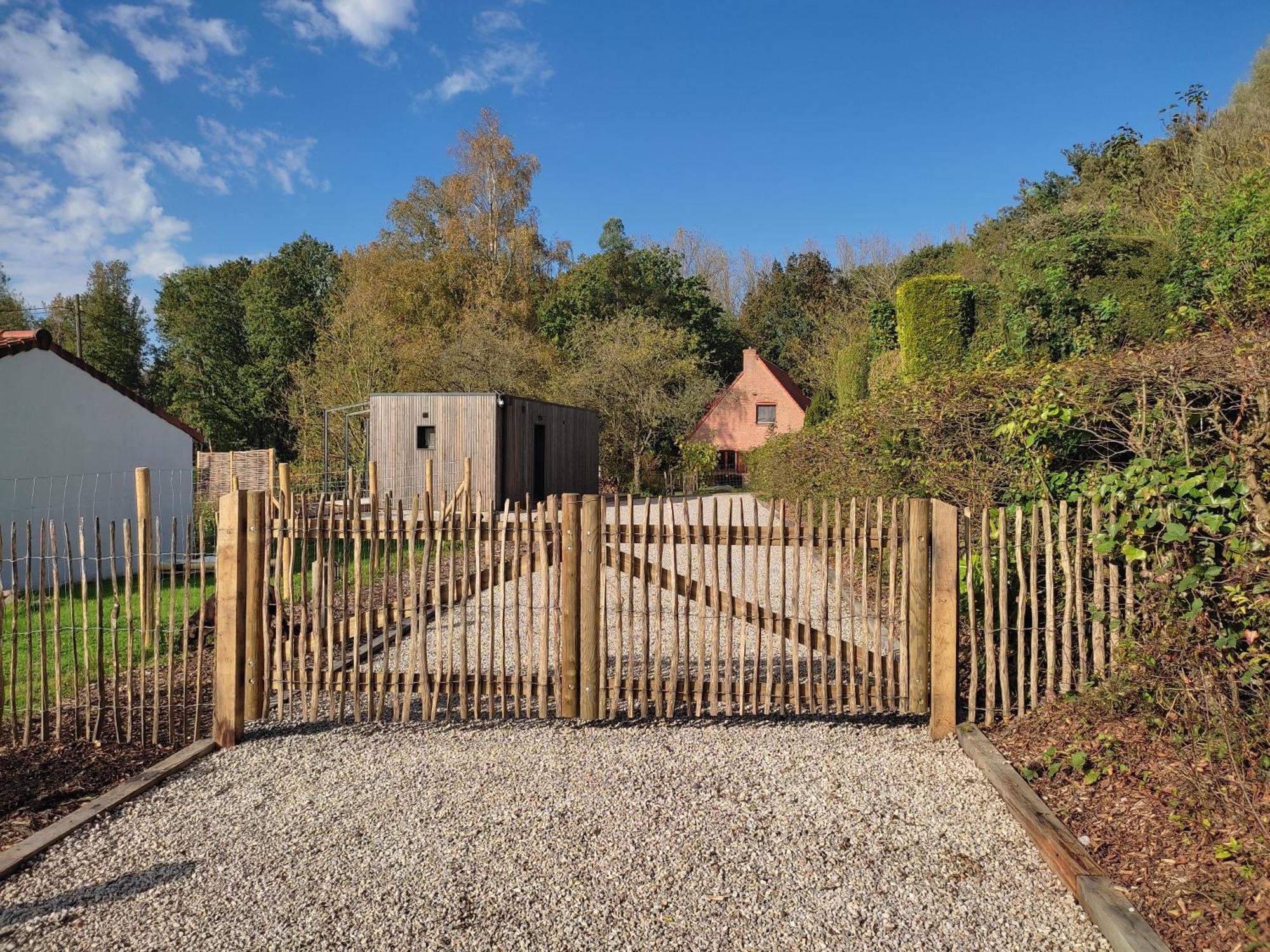 L'Ermitage - L'Ecolodge Des Monts Des Flandres - Au Coeur De 800M2 De Jardin Prive Saint-Jans-Cappel Exterior foto